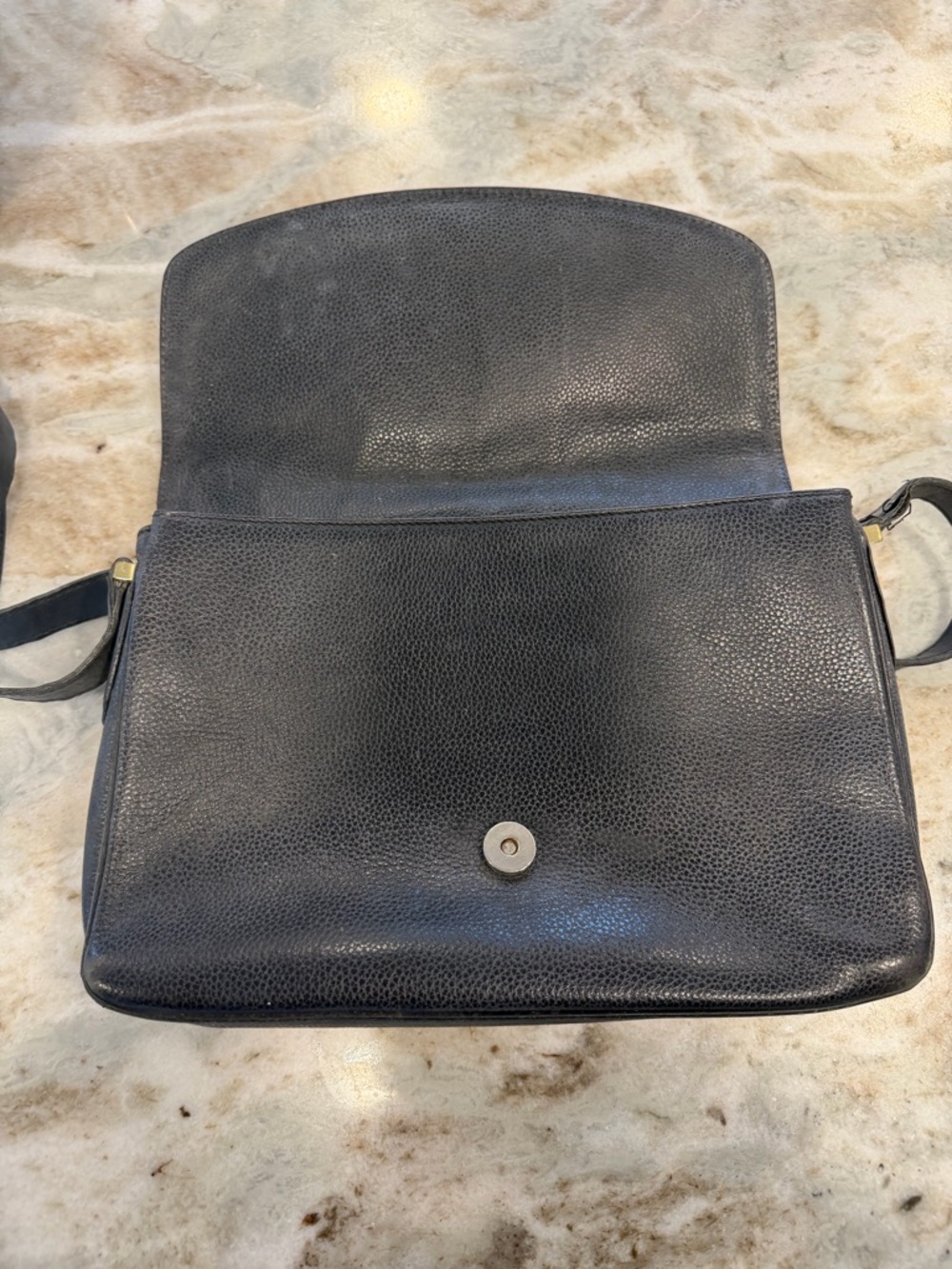 Vintage Bally navy leather bag - Picture 3 of 11